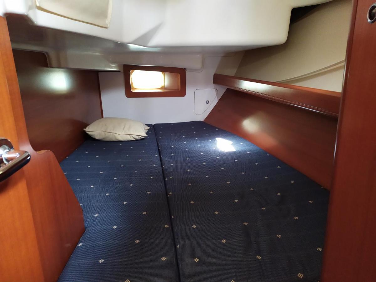 Bateau-hôtel Cruising Boat For Up To 6 People In Masnou Badalona