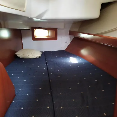 Hotel Cruising Boat For Up To 6 People In Masnou Badalona Zewnętrze zdjęcie